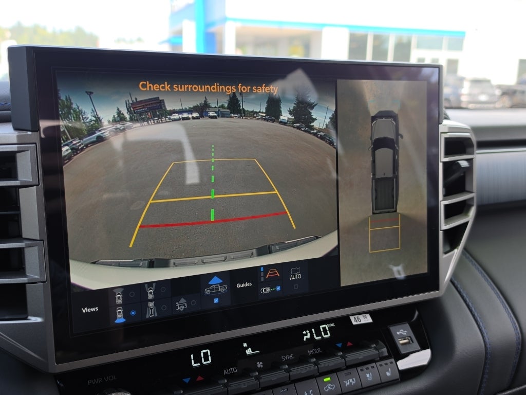 2026 Toyota Tundra i-FORCE MAX Platinum i-FORCE MAX
