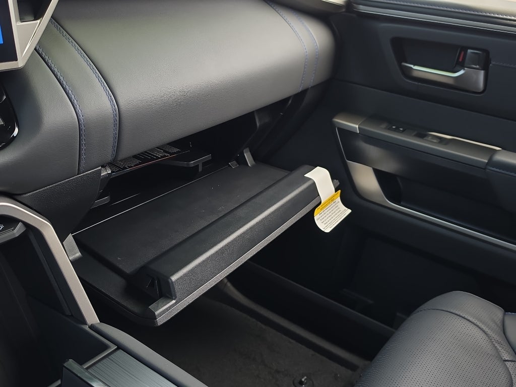 2026 Toyota Tundra i-FORCE MAX Platinum i-FORCE MAX