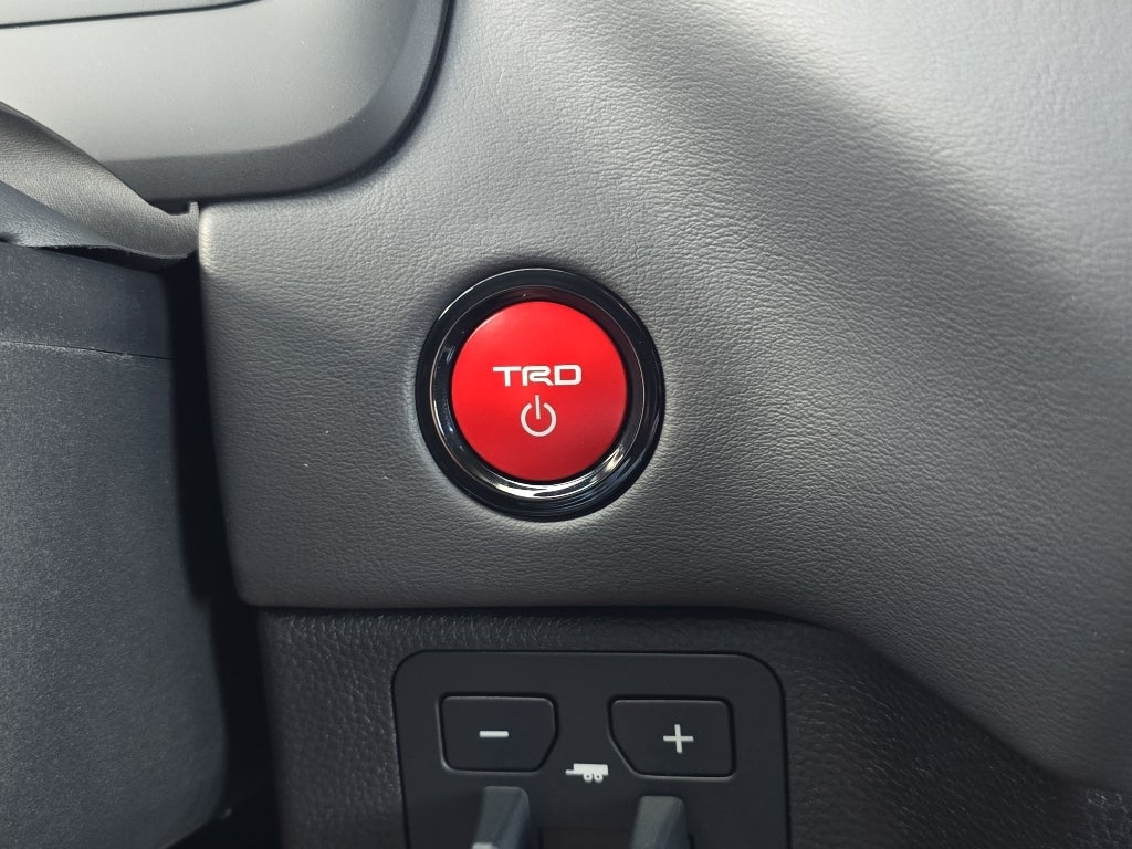 2026 Toyota Tundra Hybrid Platinum Hybrid