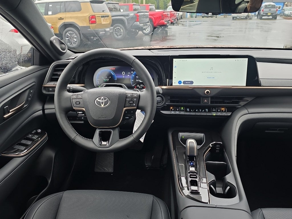 2026 Toyota Toyota Crown Signia Limited