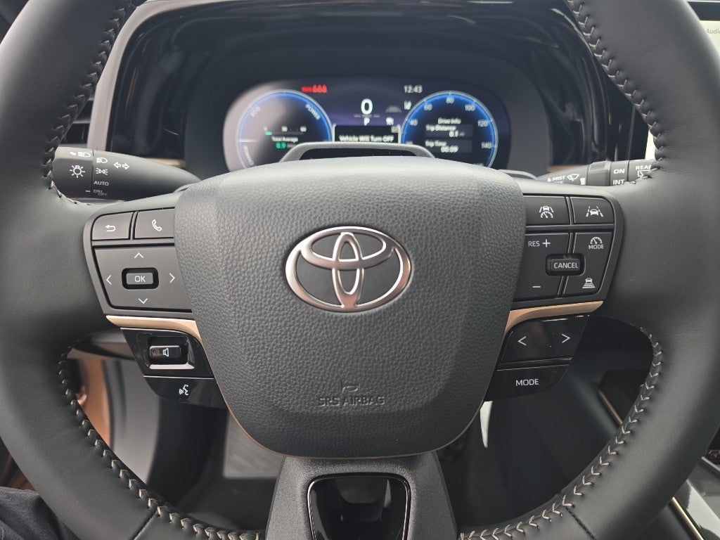 2026 Toyota Toyota Crown Signia Limited