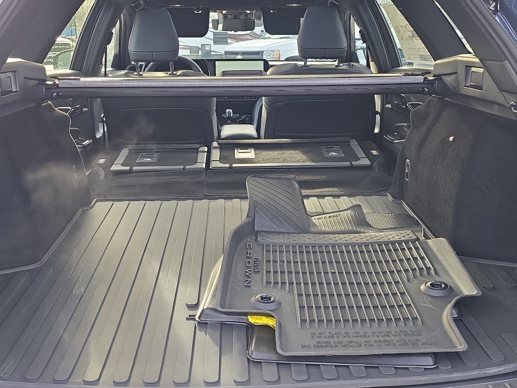 2025 Toyota Toyota Crown Signia Limited