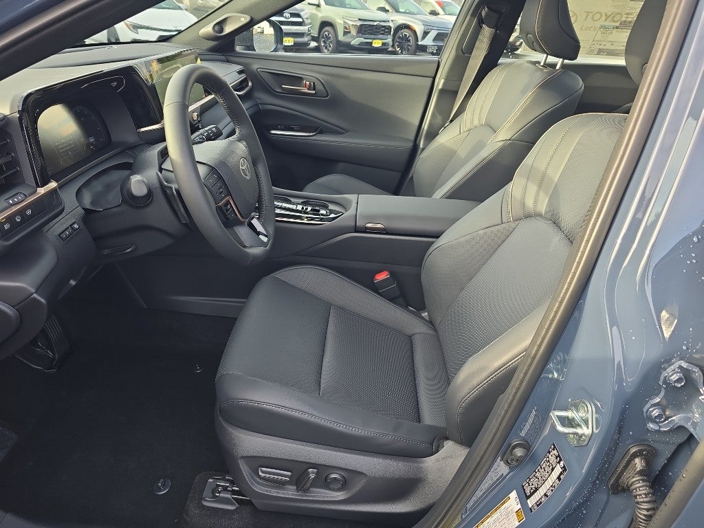 2025 Toyota Toyota Crown Signia Limited