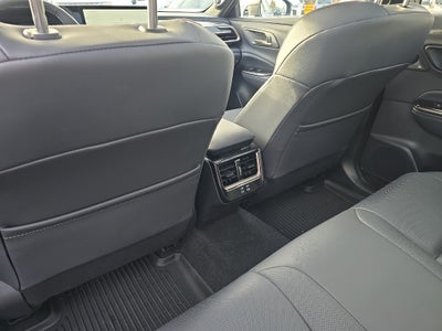 2025 Toyota Toyota Crown Signia Limited