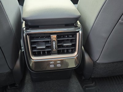 2025 Toyota Toyota Crown Signia Limited