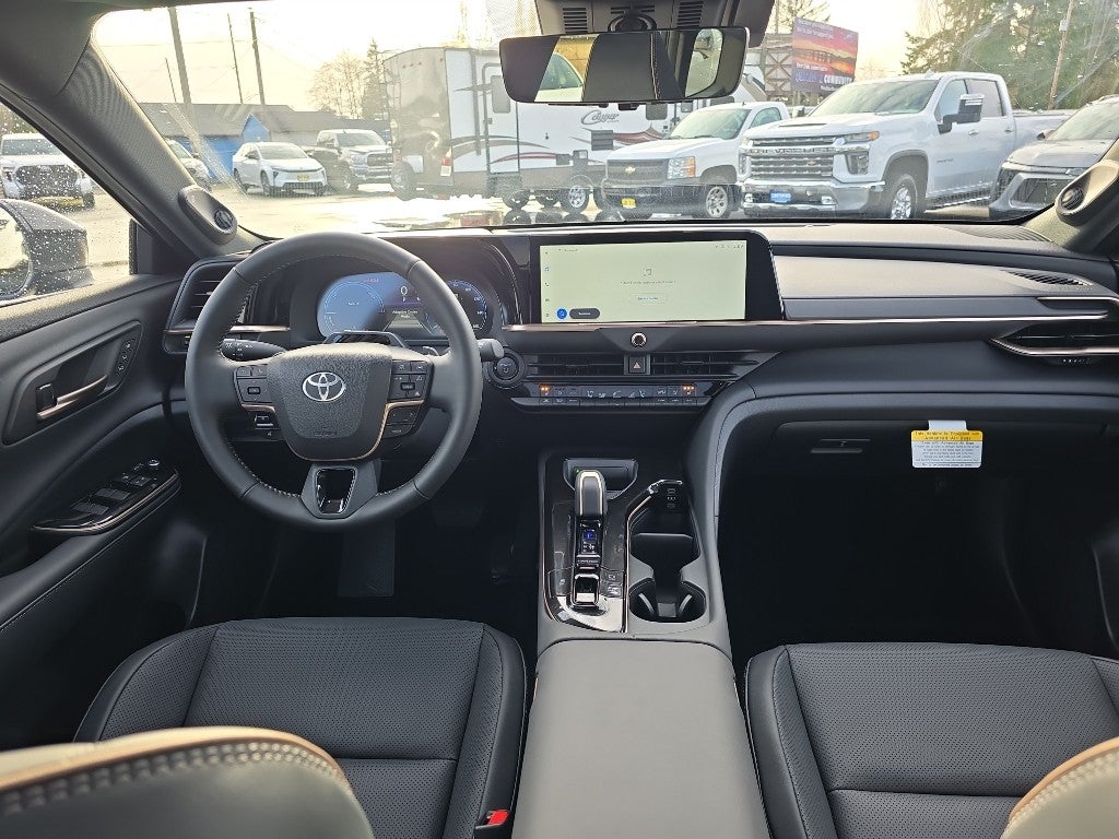 2025 Toyota Toyota Crown Signia Limited