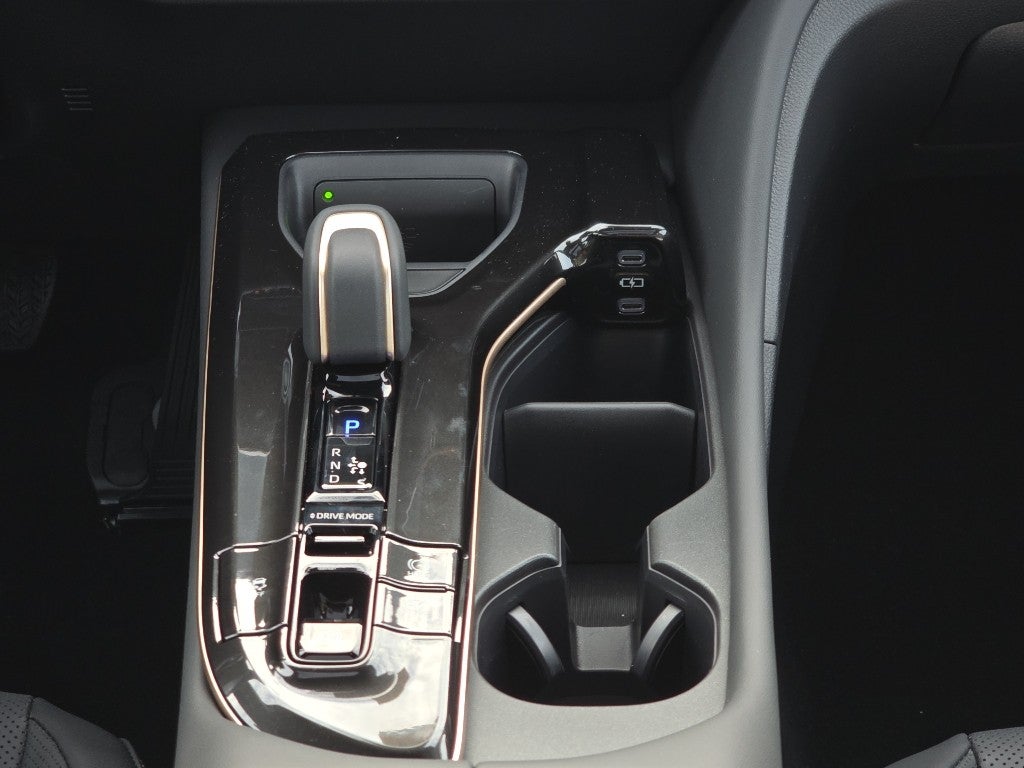 2025 Toyota Toyota Crown Signia Limited