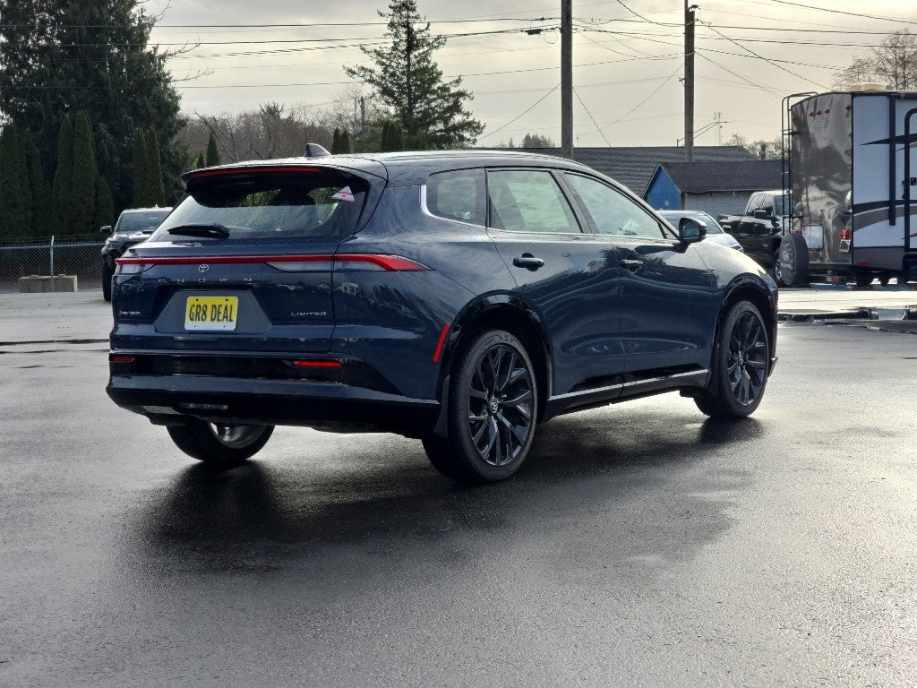 2025 Toyota Toyota Crown Signia Limited