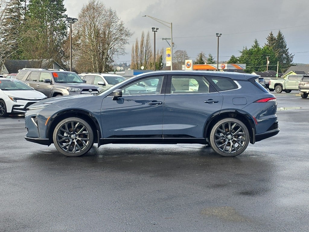 2025 Toyota Toyota Crown Signia Limited