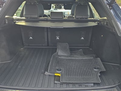 2025 Toyota Toyota Crown Signia Limited