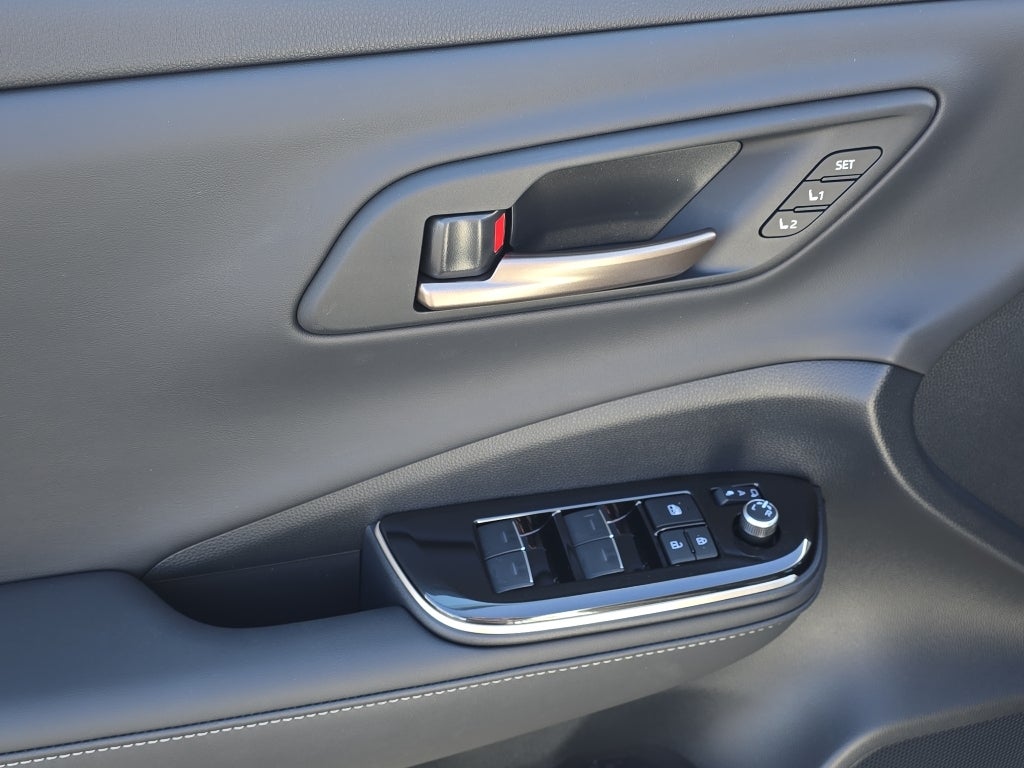 2026 Toyota Toyota Crown Signia Limited