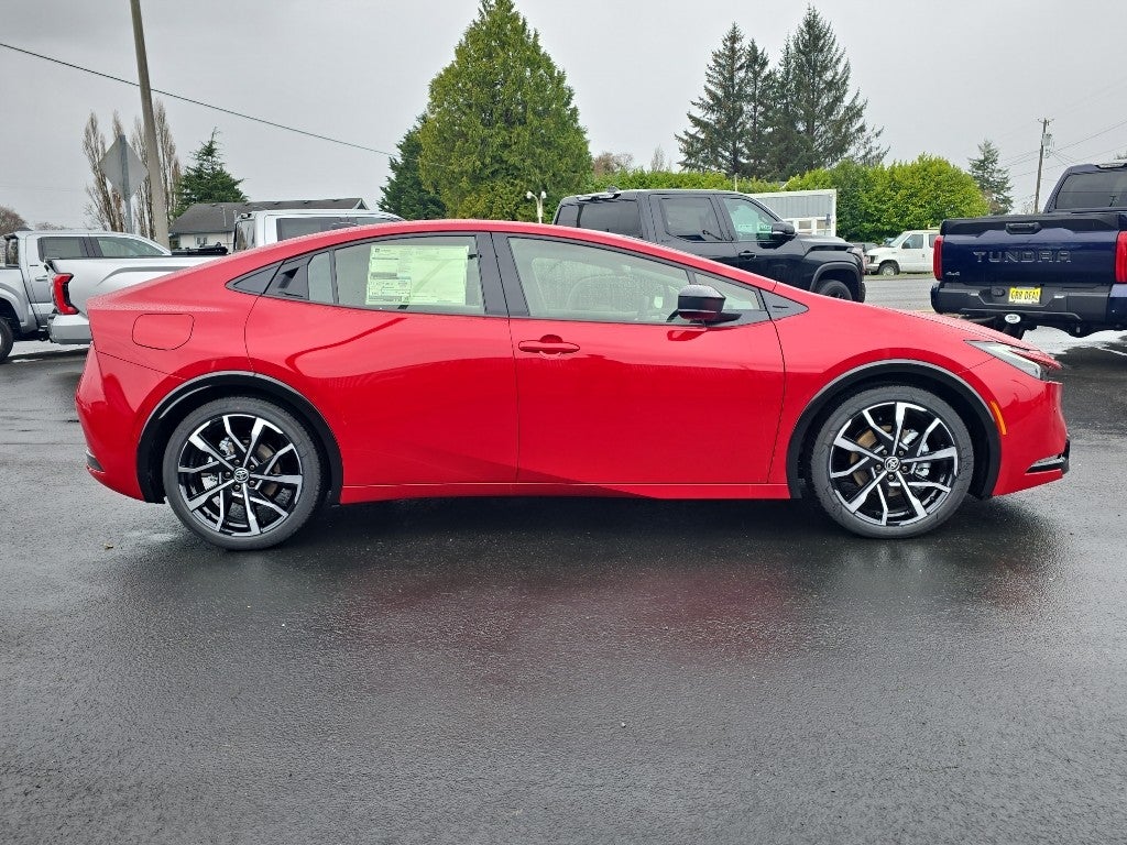 2026 Toyota Prius Plug-in Hybrid XSE