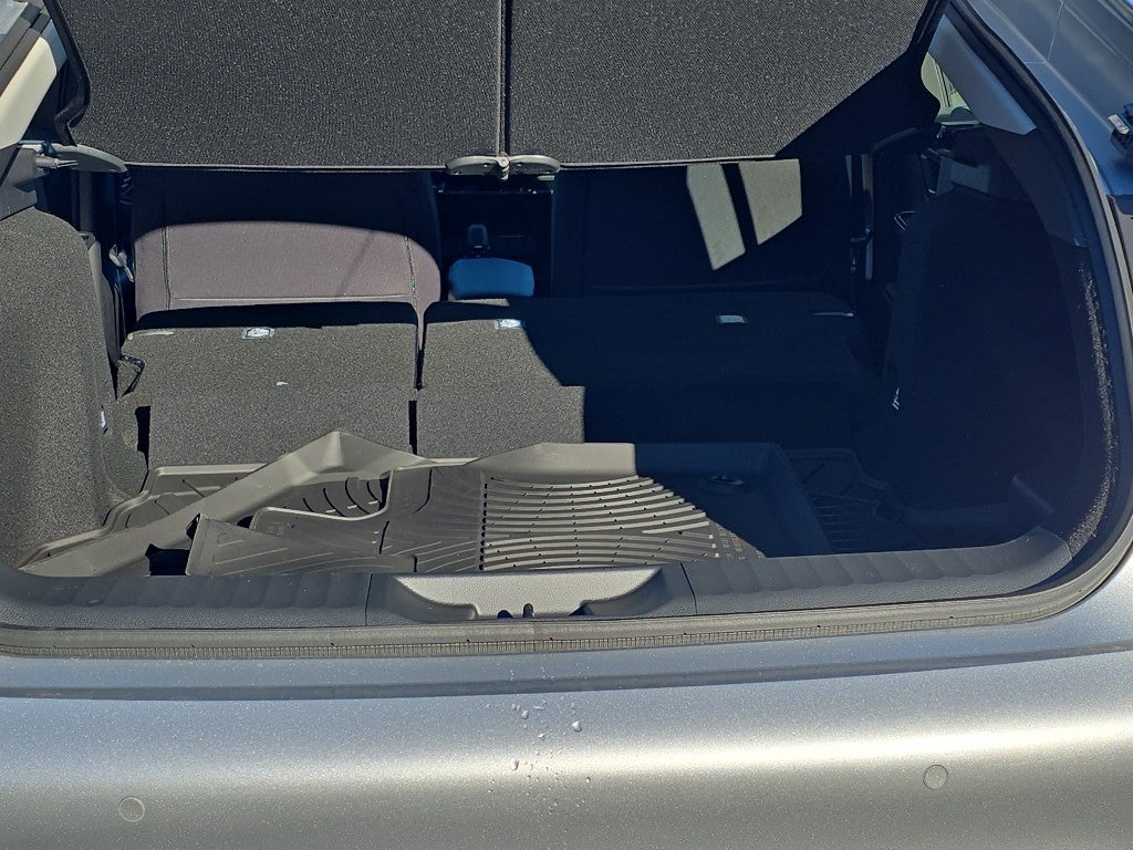 2026 Toyota Prius LE AWD