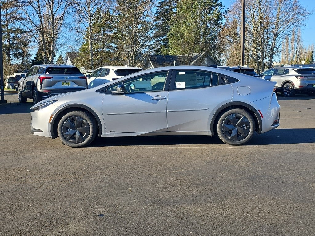 2026 Toyota Prius LE AWD