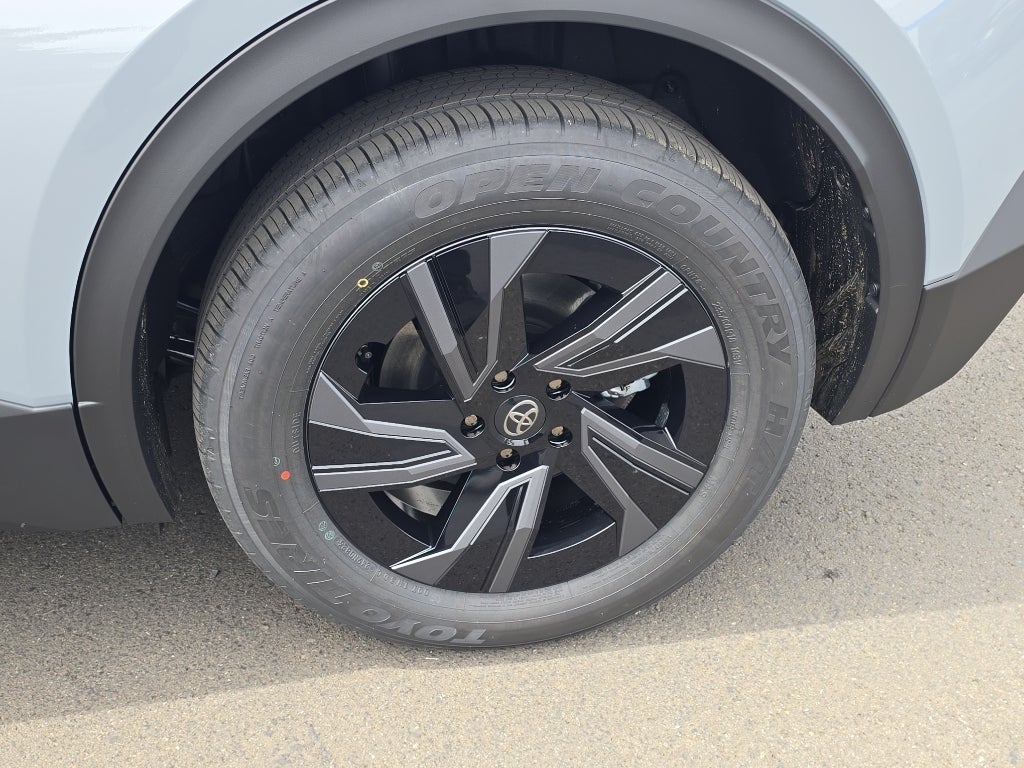 2026 Toyota C-HR SE/XSE SE