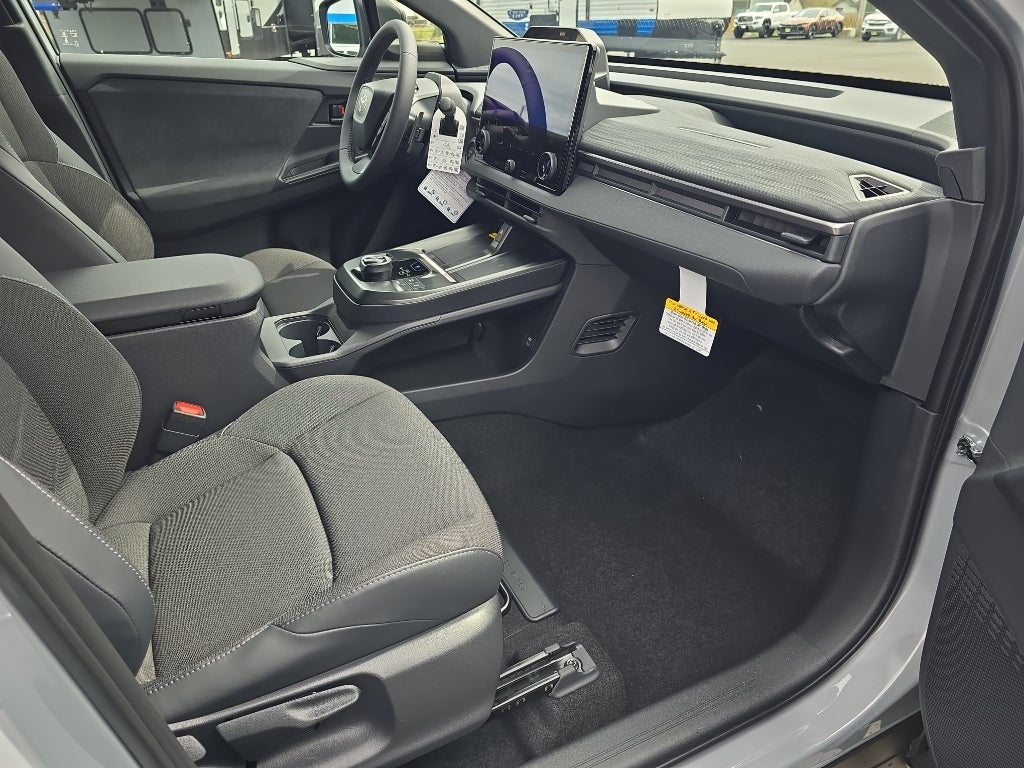 2026 Toyota C-HR SE/XSE SE