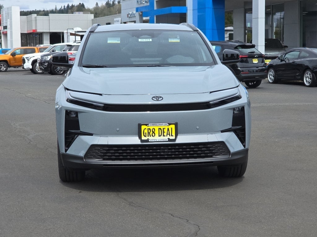 2026 Toyota C-HR SE/XSE SE