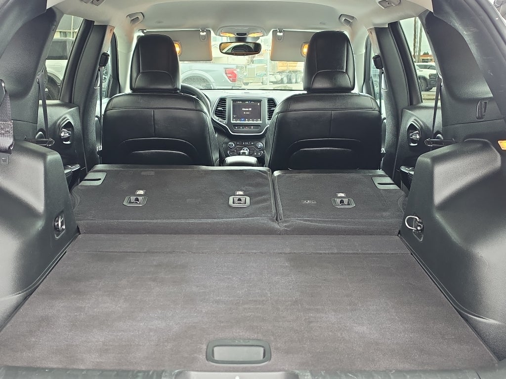 2023 Jeep Cherokee Altitude Lux