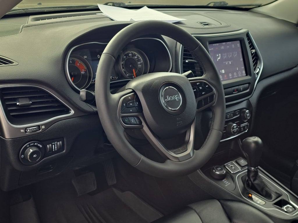 2022 Jeep Cherokee Latitude Lux