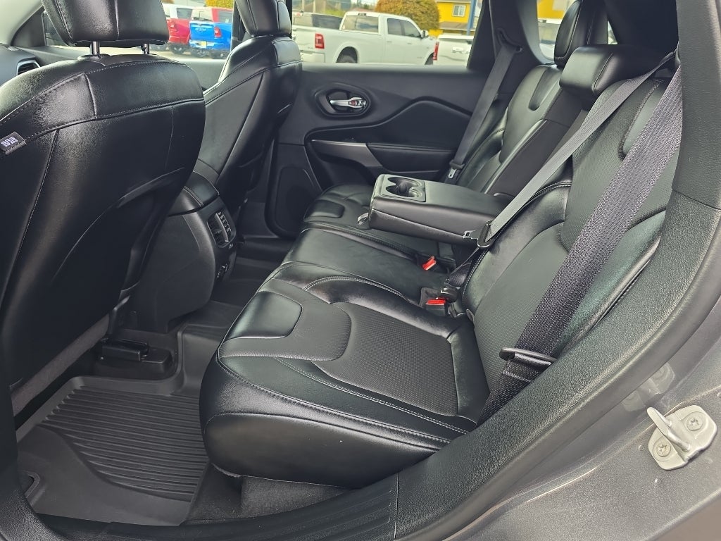 2022 Jeep Cherokee Latitude Lux