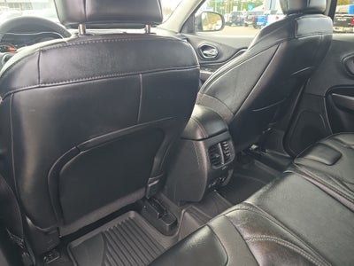 2022 Jeep Cherokee Latitude Lux