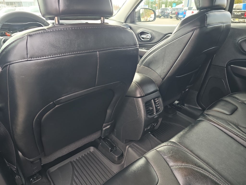 2022 Jeep Cherokee Latitude Lux