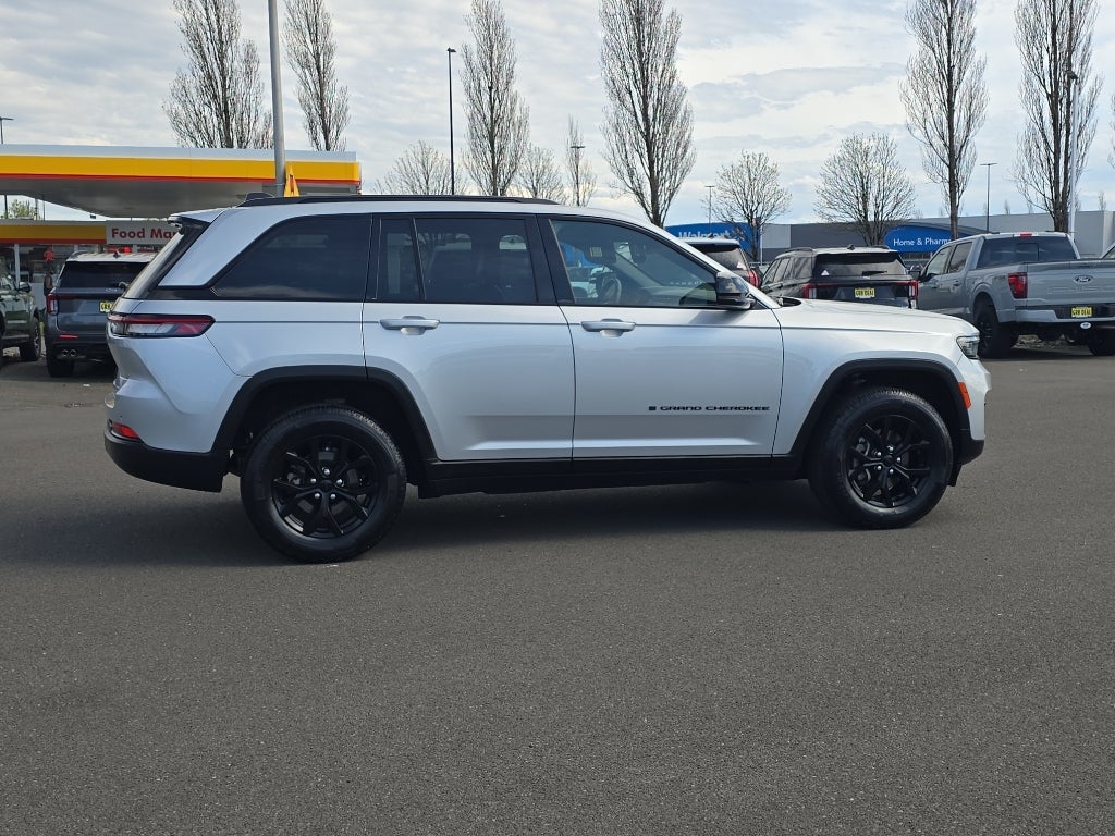 2024 Jeep Grand Cherokee Altitude