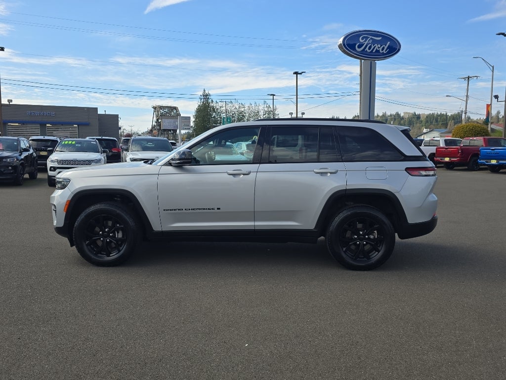 2024 Jeep Grand Cherokee Altitude