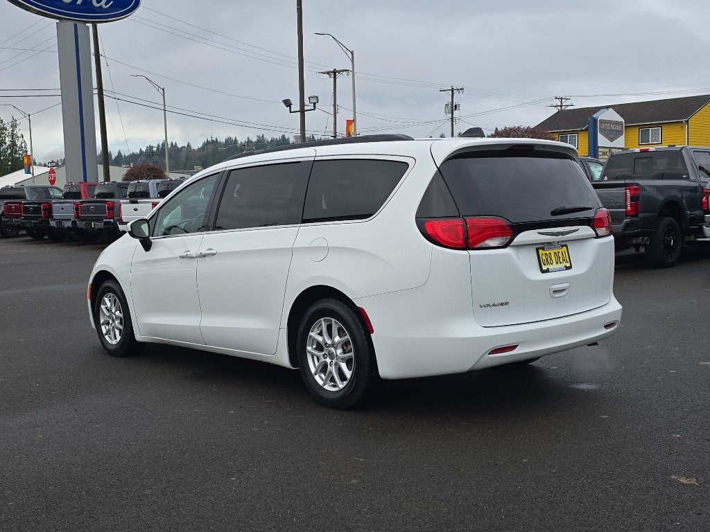2021 Chrysler Voyager LXI