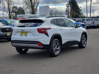 2025 Chevrolet Trax LT