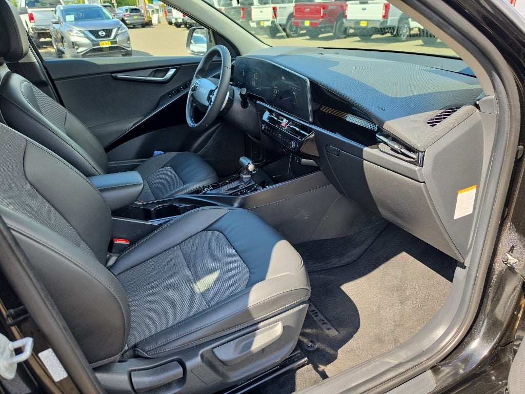 2024 Kia Niro EX