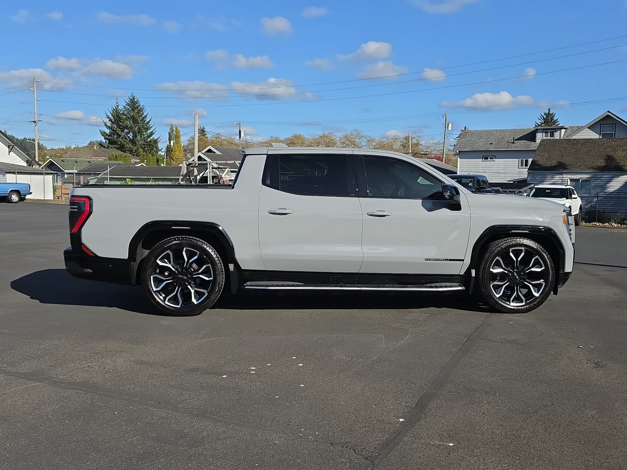 2025 GMC Sierra EV Denali