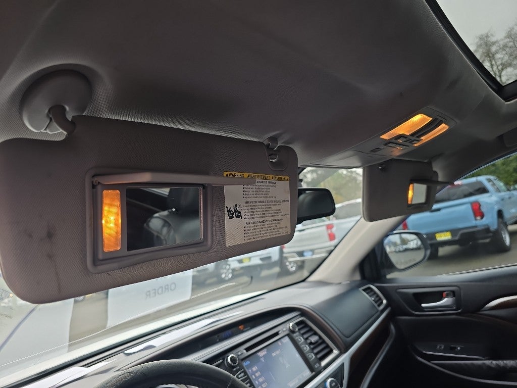 2014 Toyota Highlander Limited Platinum