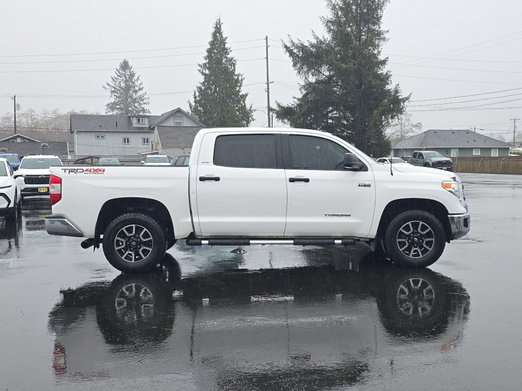 2014 Toyota Tundra SR5