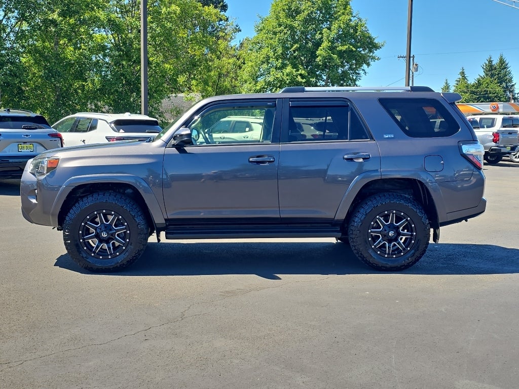 2019 Toyota 4Runner SR5