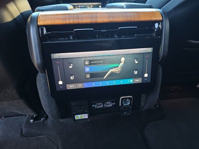 2022 Jeep Grand Wagoneer Series III