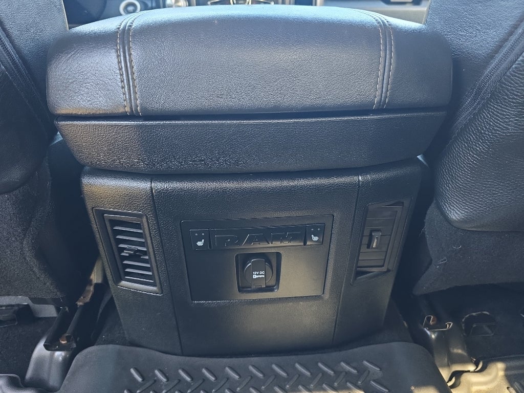 2015 RAM 1500 Laramie Limited