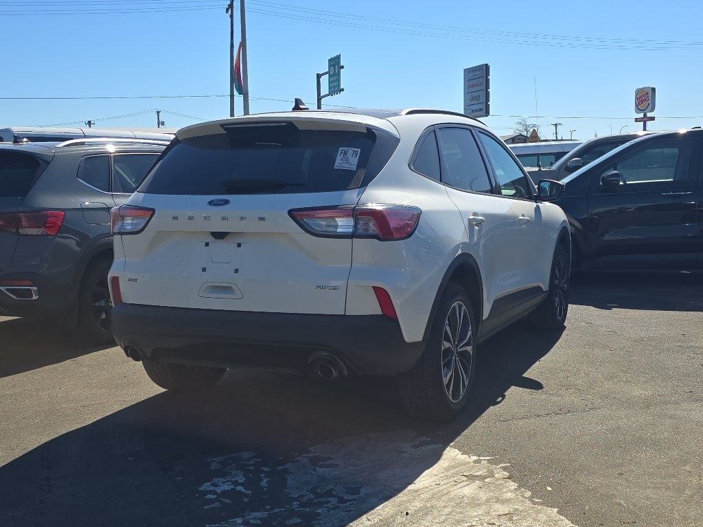 2022 Ford Escape SE