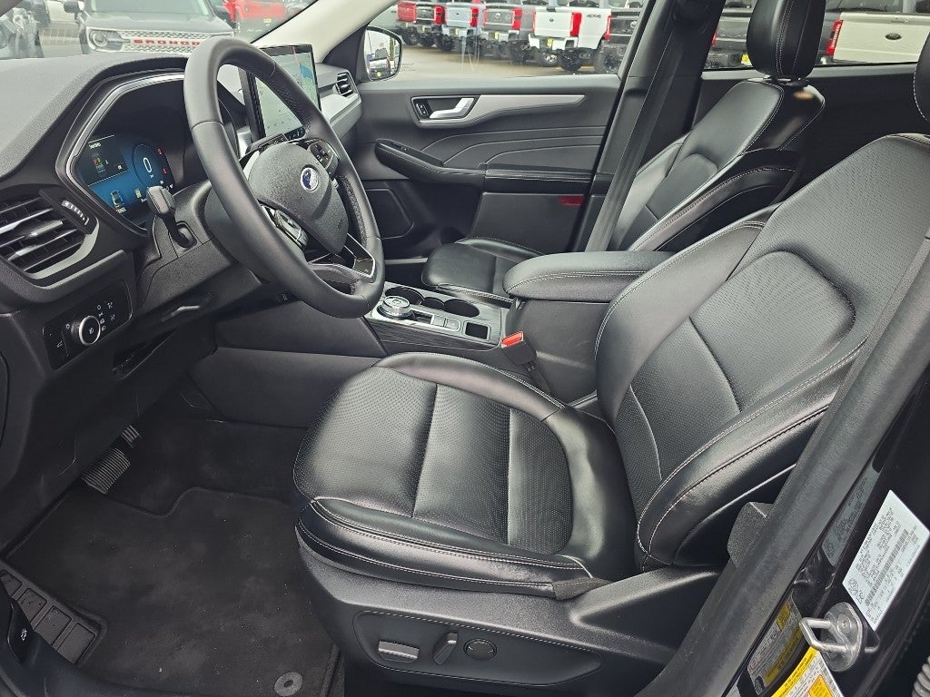 2024 Ford Escape Platinum