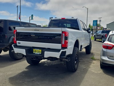 2025 Ford F-250 Super Duty Platinum