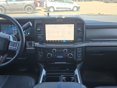 2025 Ford F-250 Super Duty Platinum