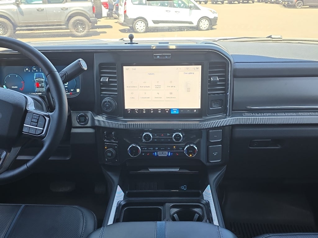 2025 Ford F-250 Super Duty Platinum