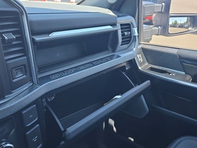 2025 Ford F-250 Super Duty Platinum