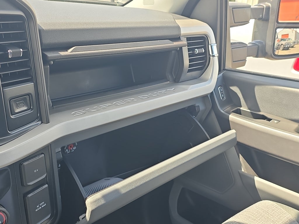 2025 Ford F-250 Super Duty XLT