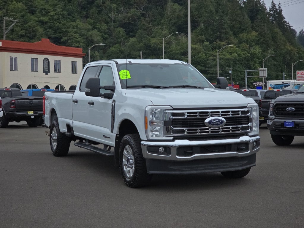 2023 Ford F-350 Super Duty XLT
