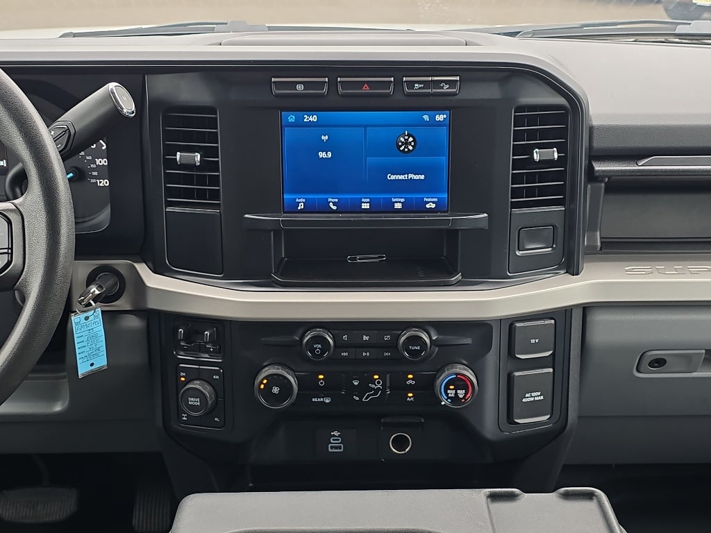 2023 Ford F-350 Super Duty XLT