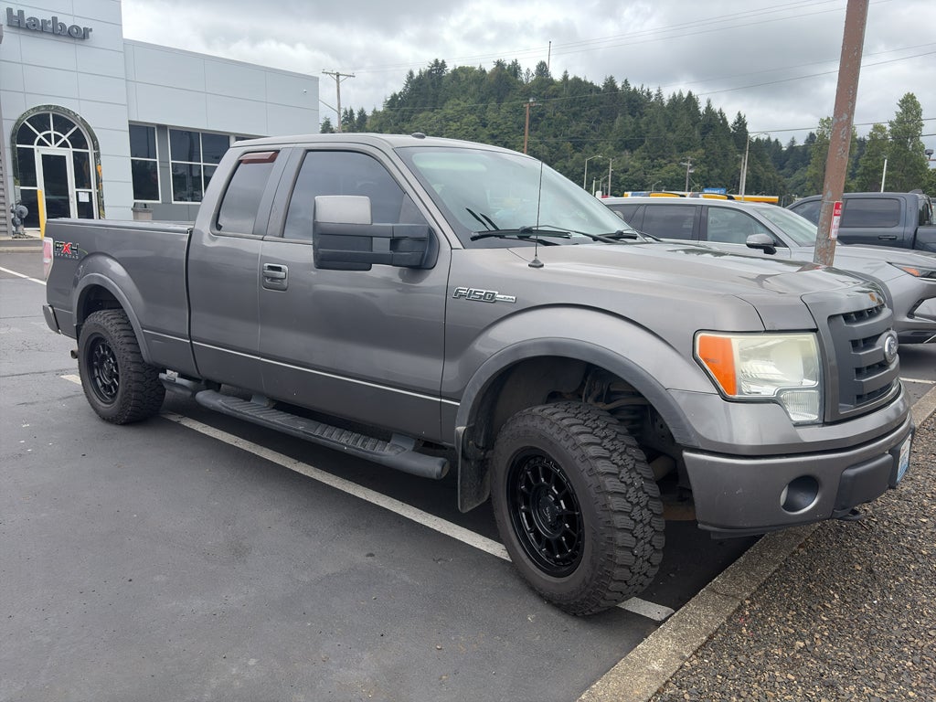 2010 Ford F-150 Base