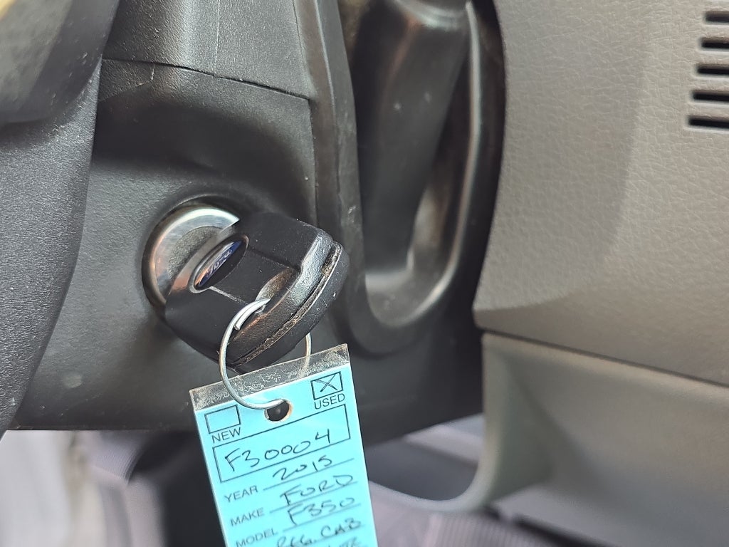 2015 Ford F-350 Super Duty XL