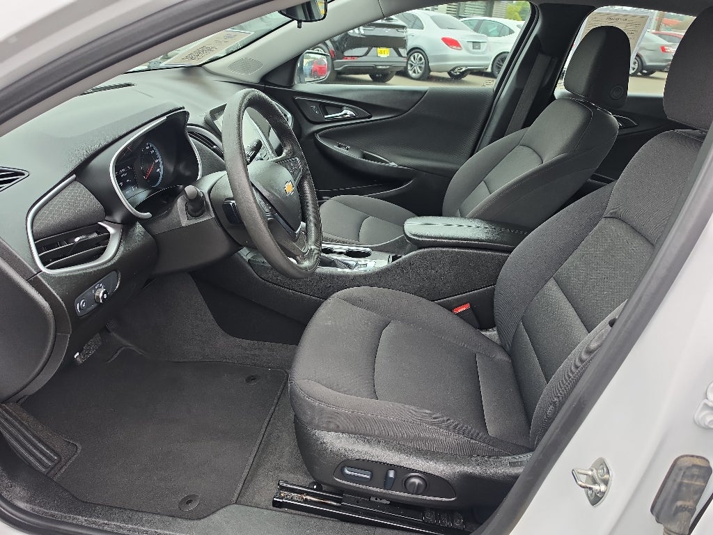 2024 Chevrolet Malibu LT (1LT)