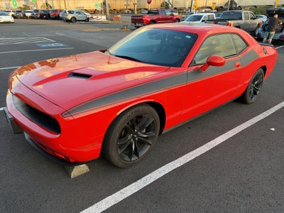 2017 Dodge Challenger SXT Plus